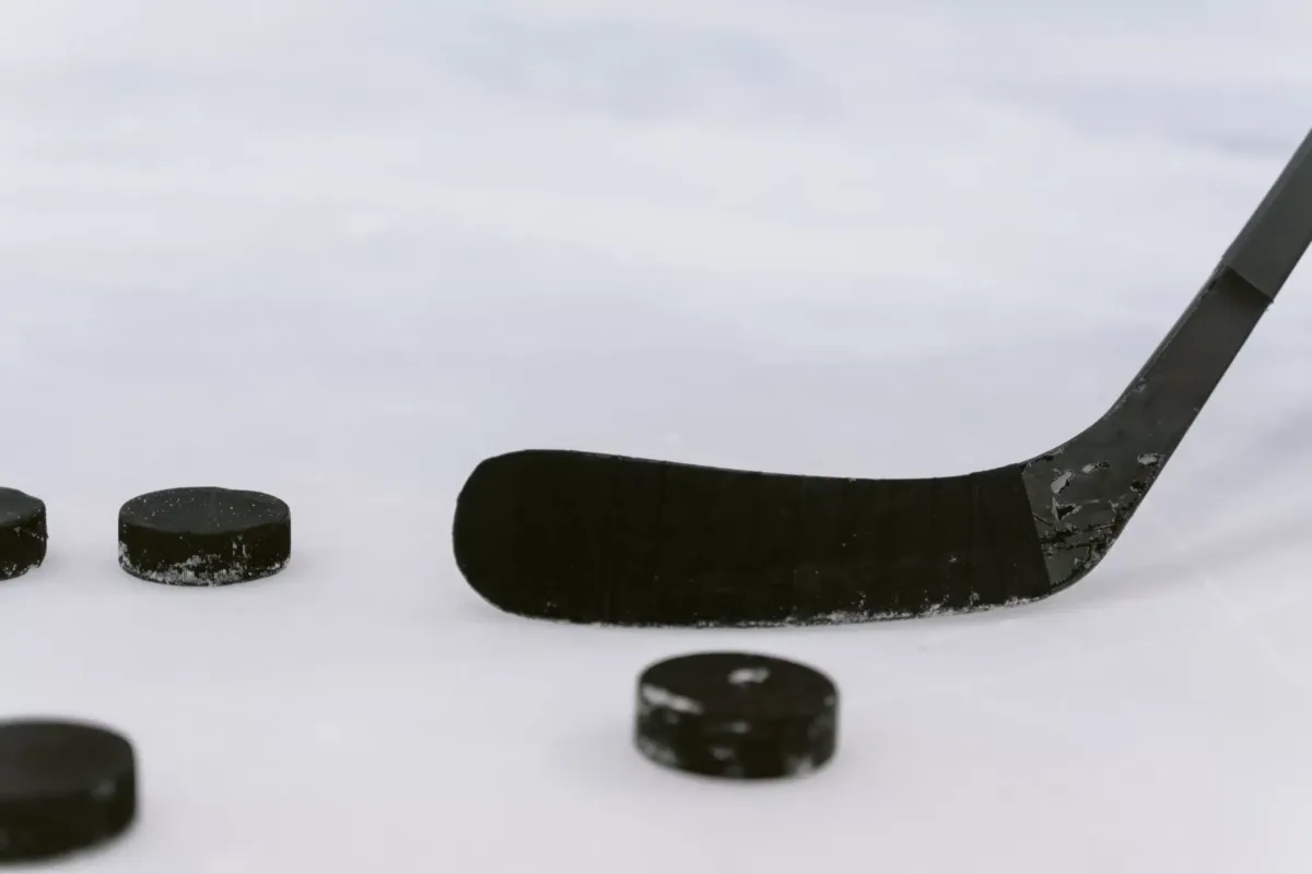 Leafs’ Leader, Tavares, Challenges CRA Over Tax Dispute